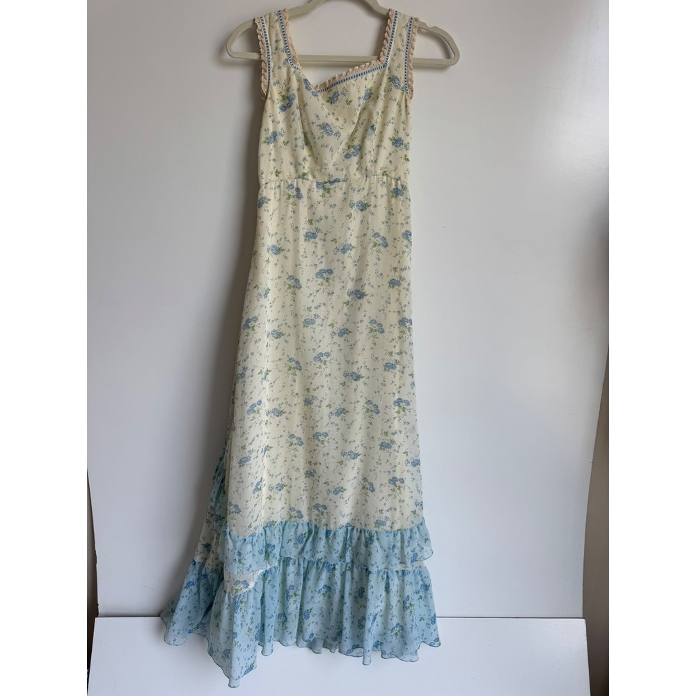 Vintage Sylvia White Floral Maxi Dress Blue Cream Lace Trim Ruffle Bow XS tiered